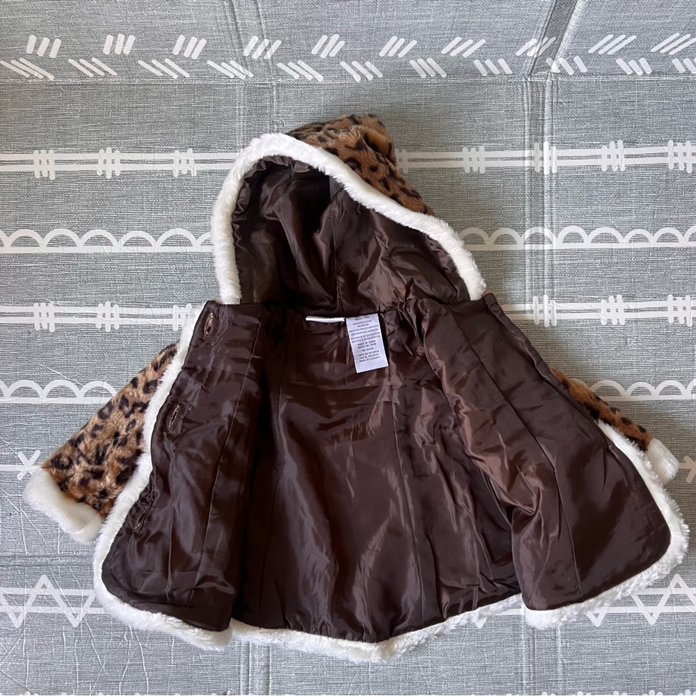 Toddler girl coat, like new, size 18 months - Picture 3 of 4